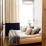 アパート Apartament Chmielna 5 ワルシャワ