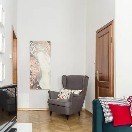 アパート Apartament Chmielna 5 *