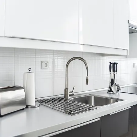 아파트 Apartament Chmielna 5 바르샤바