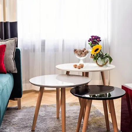 아파트 Apartament Chmielna 5 바르샤바